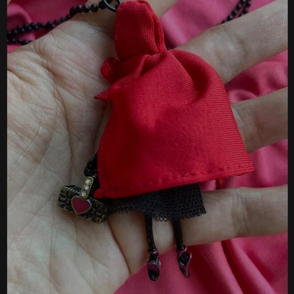 Betsey Johnson: vintage Dark forest little red riding hood necklace - Picture 10 of 10